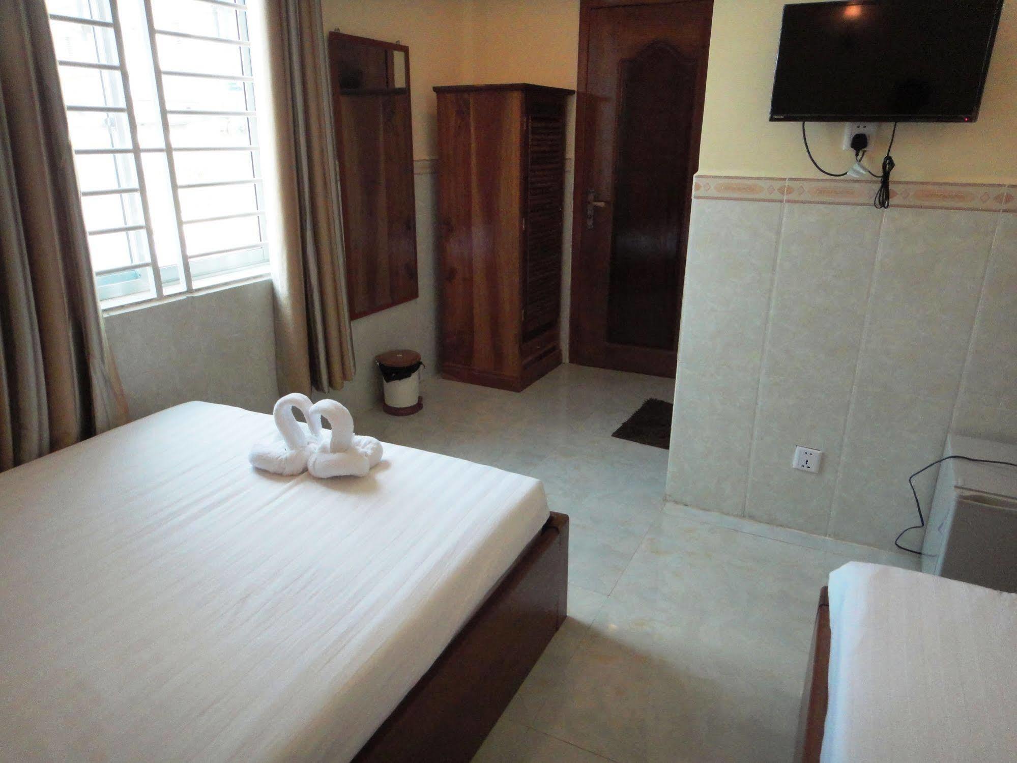 Borey Vatanac Guesthouse กำปอต ภายนอก รูปภาพ